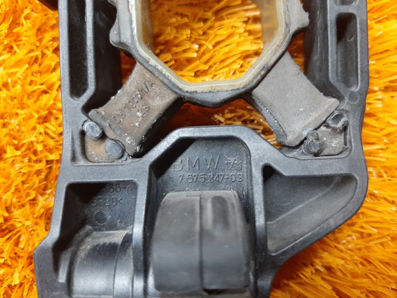 Кронштейн радиатора, 340 рублей, Красноярск