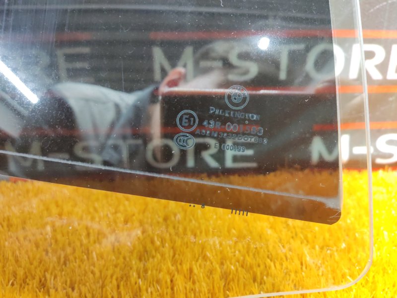 Стекло боковое, 980 рублей, Красноярск