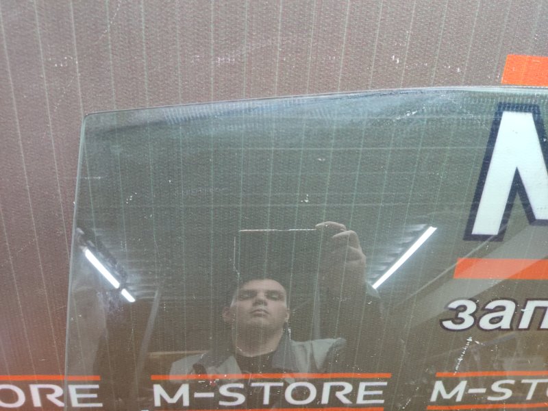 Стекло боковое, 350 рублей, Красноярск