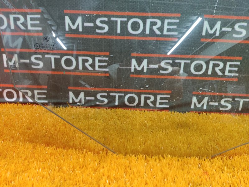 Стекло боковое, 350 рублей, Красноярск