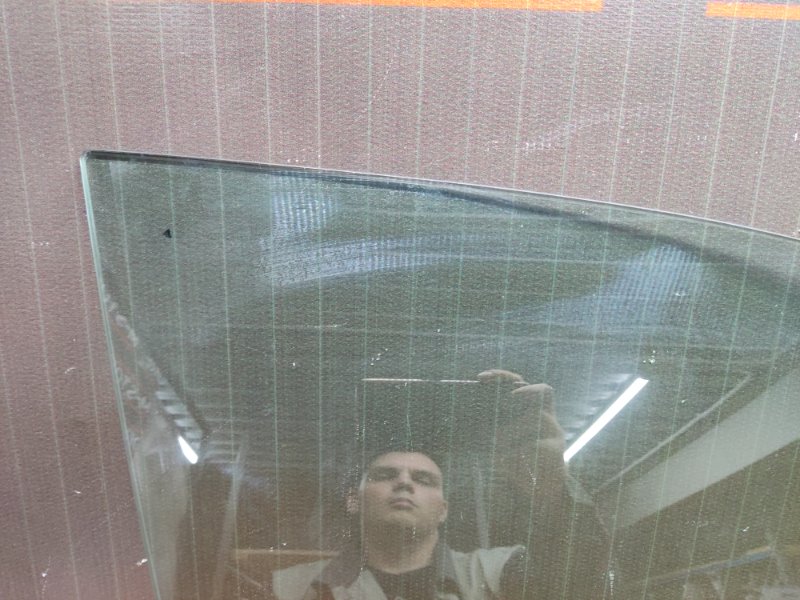 Стекло боковое, 350 рублей, Красноярск