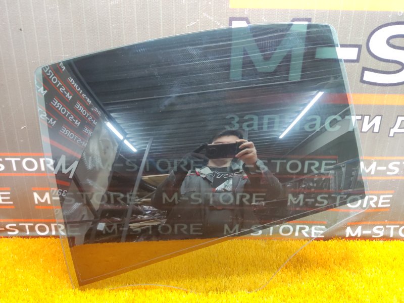 Стекло боковое, 670 рублей, Красноярск