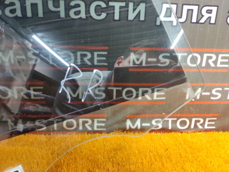 Стекло боковое, 2000 рублей, Красноярск