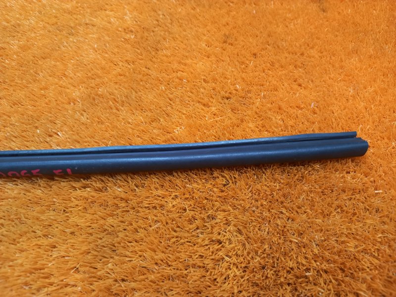 Уплотнитель капота, 380 рублей, Красноярск