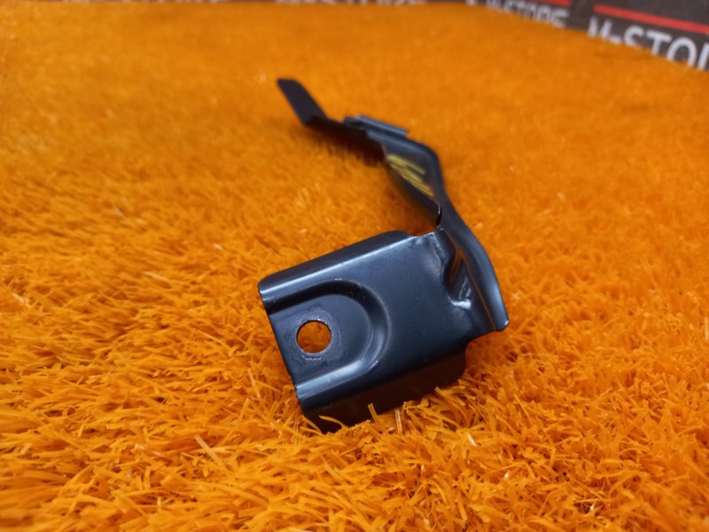 крепление крыла, 210 рублей, Красноярск