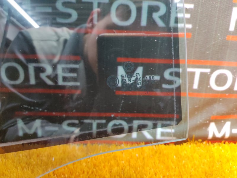 Стекло боковое, 670 рублей, Красноярск