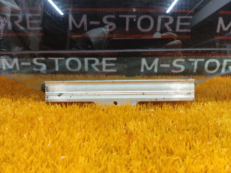 Стекло боковое, 670 рублей, Красноярск