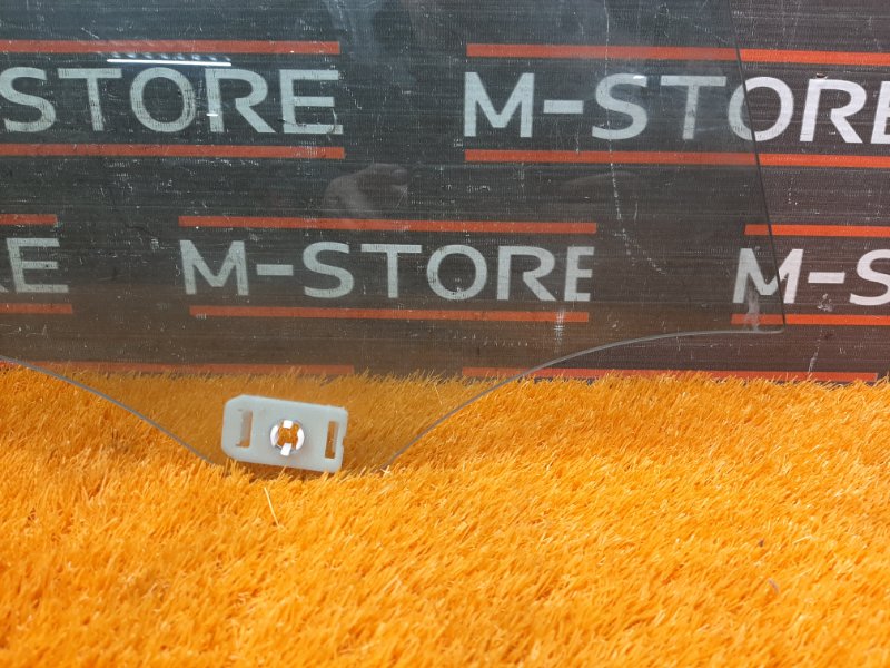 Стекло боковое, 670 рублей, Красноярск