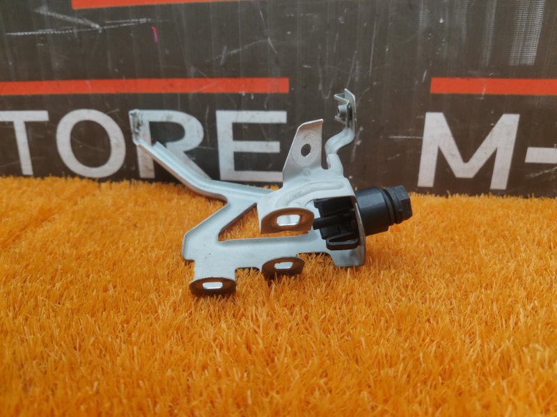 крепление крыла, 980 рублей, Красноярск