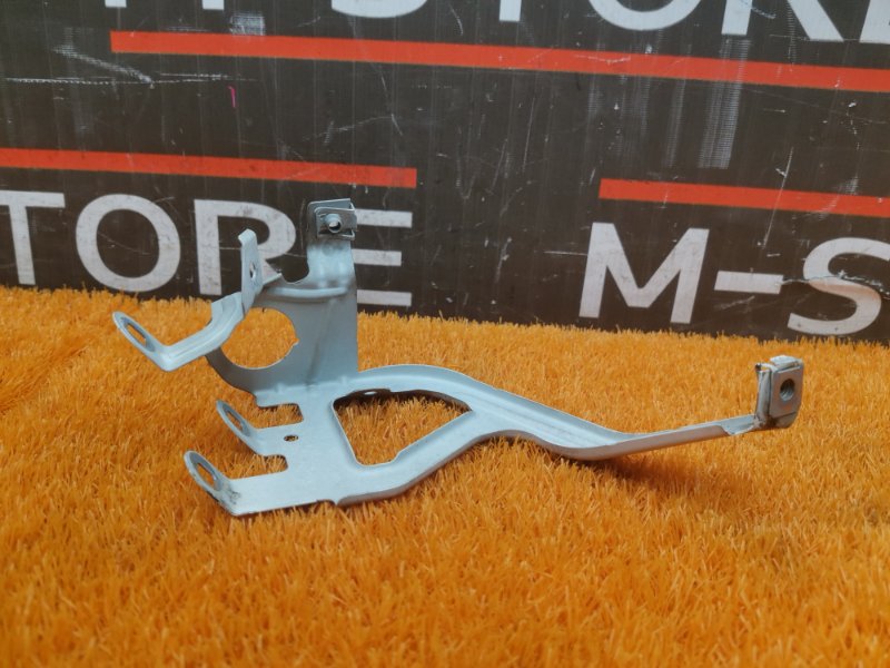 крепление крыла, 980 рублей, Красноярск