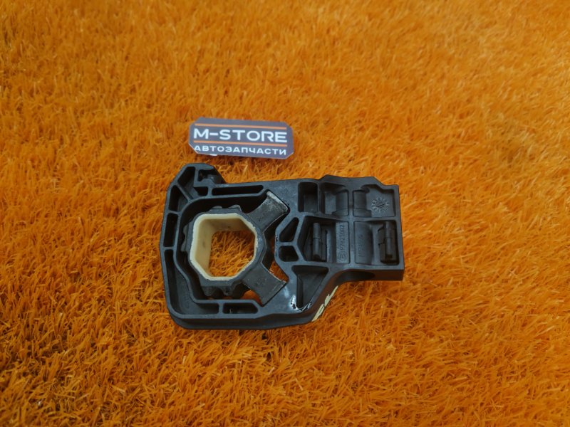 Кронштейн радиатора, 340 рублей, Красноярск