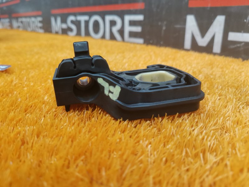 Кронштейн радиатора, 340 рублей, Красноярск