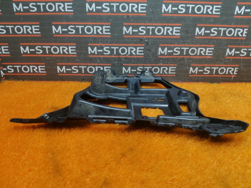 крепление бампера, 500 рублей, Красноярск