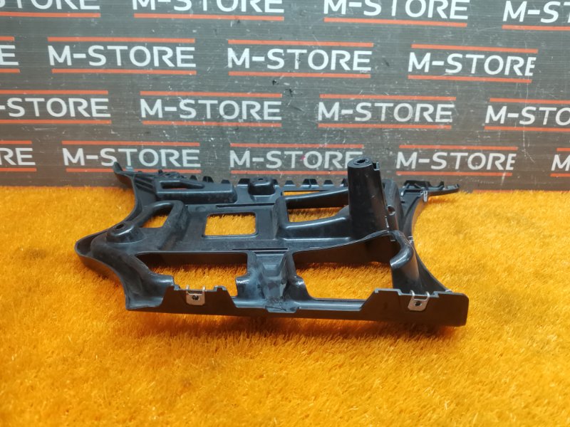 крепление бампера, 500 рублей, Красноярск