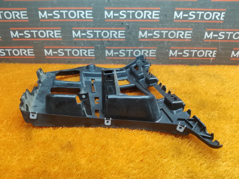 крепление бампера, 500 рублей, Красноярск