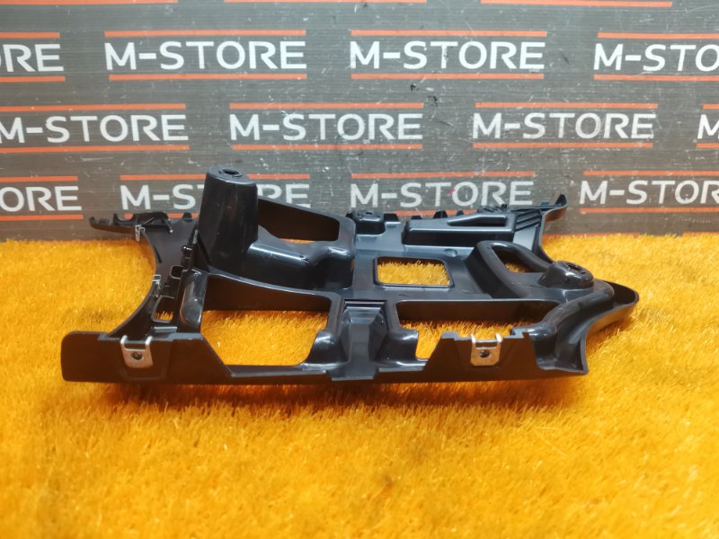 крепление бампера, 450 рублей, Красноярск