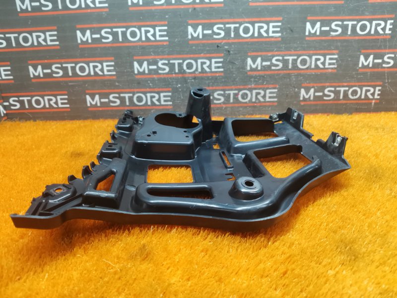 крепление бампера, 450 рублей, Красноярск