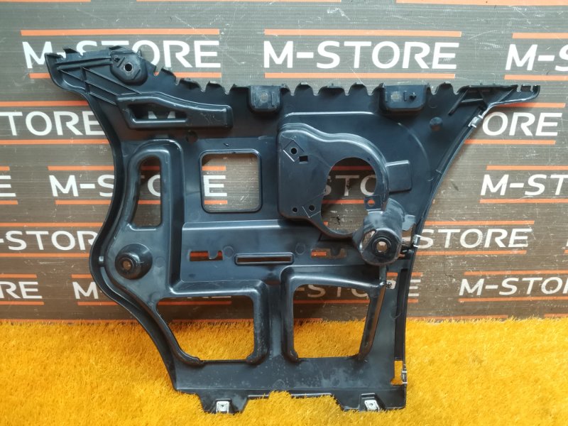 крепление бампера, 450 рублей, Красноярск