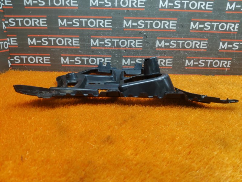 крепление бампера, 450 рублей, Красноярск