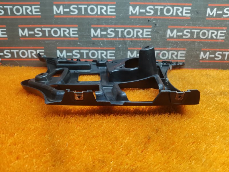 крепление бампера, 450 рублей, Красноярск