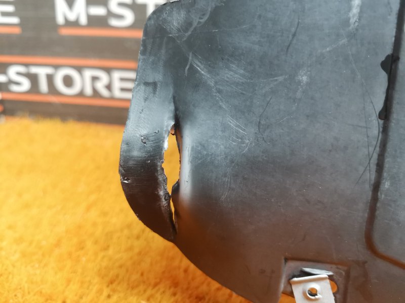 подкрылок, 300 рублей, Красноярск