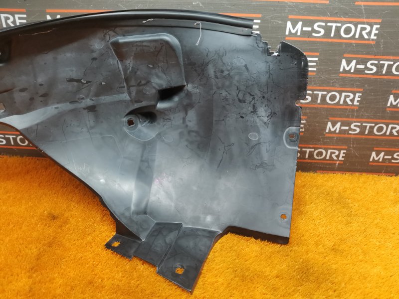 подкрылок, 400 рублей, Красноярск