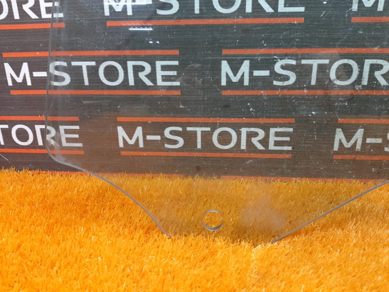 Стекло боковое, 3000 рублей, Красноярск