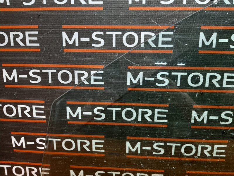 Стекло боковое, 3000 рублей, Красноярск