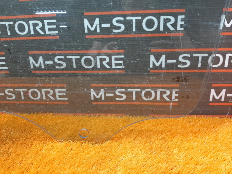 Стекло боковое, 3000 рублей, Красноярск