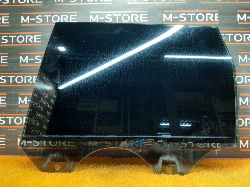 Стекло боковое, 1300 рублей, Красноярск