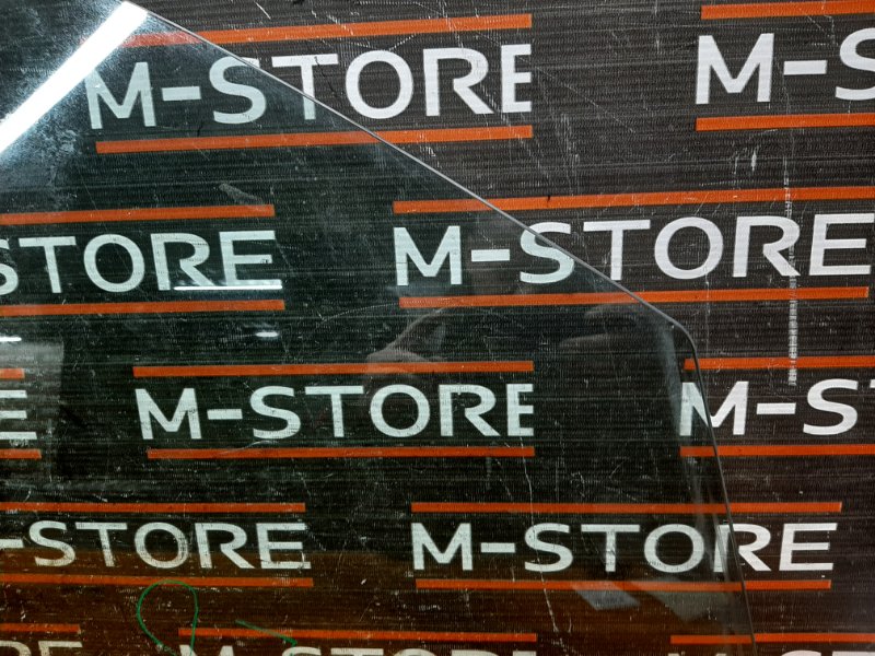 Стекло боковое, 3000 рублей, Красноярск