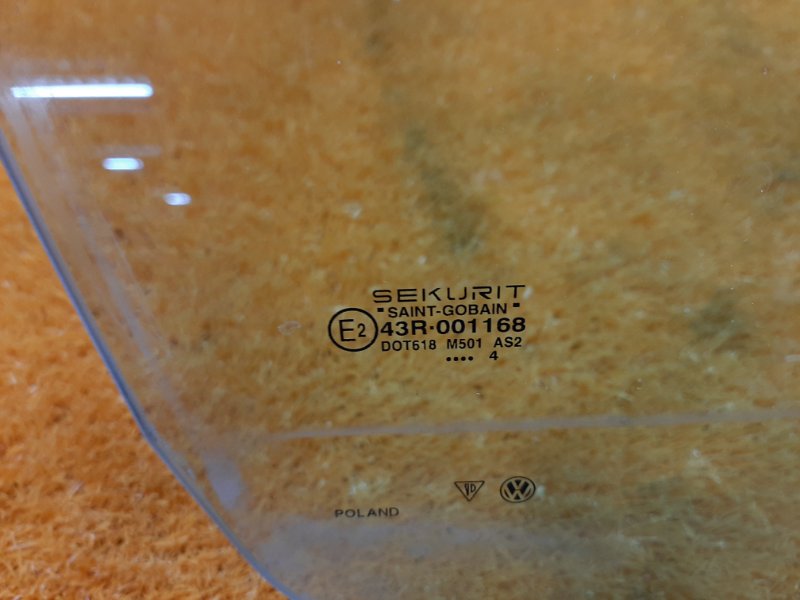 Стекло боковое, 3000 рублей, Красноярск