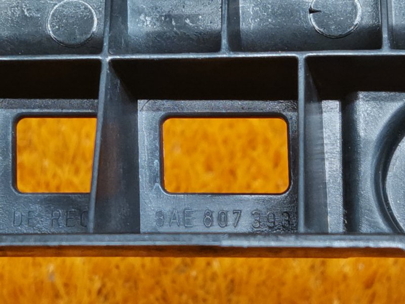 крепление бампера, 810 рублей, Красноярск