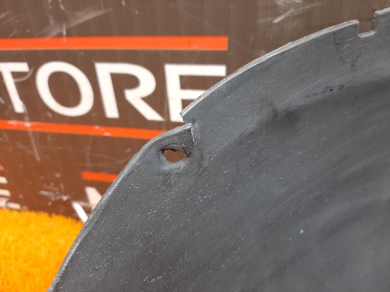 подкрылок, 700 рублей, Красноярск