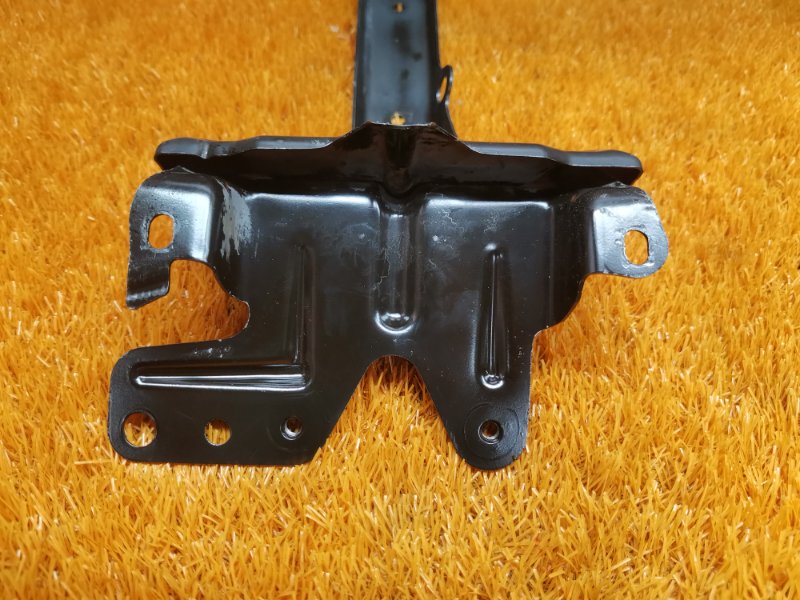 Кронштейн замка капота, 500 рублей, Красноярск