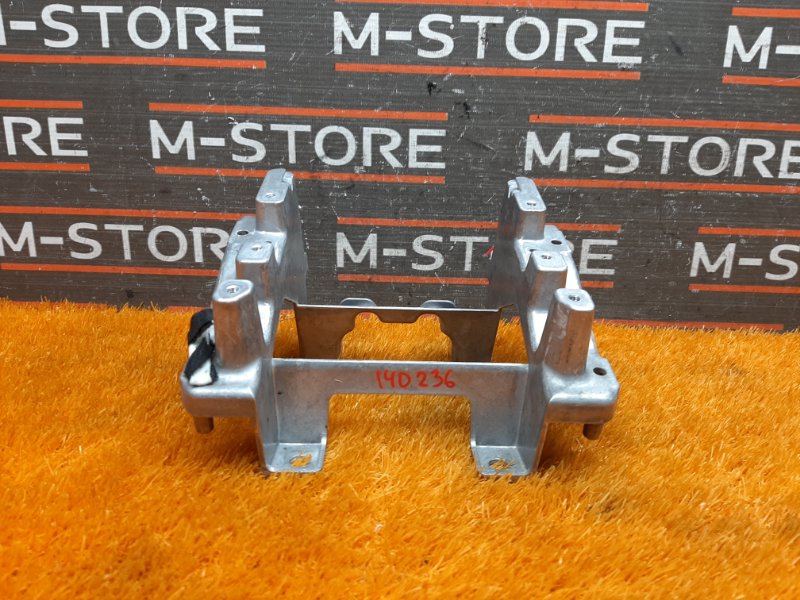 Кронштейн подлокотника, 500 рублей, Красноярск