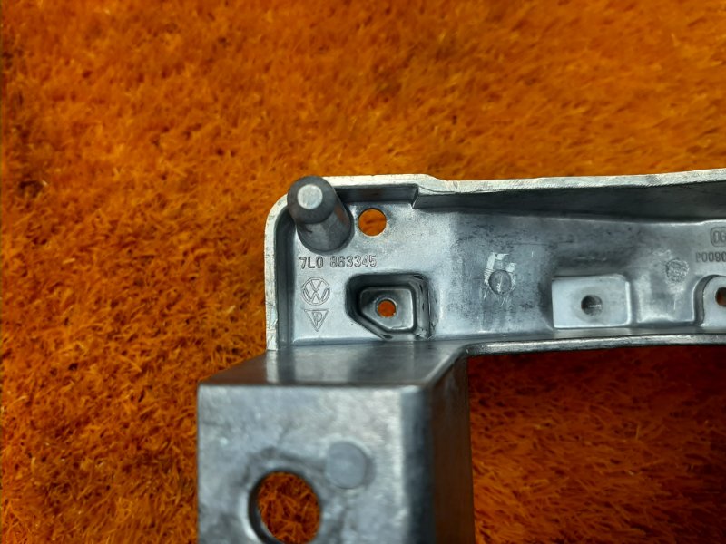 Кронштейн подлокотника, 500 рублей, Красноярск