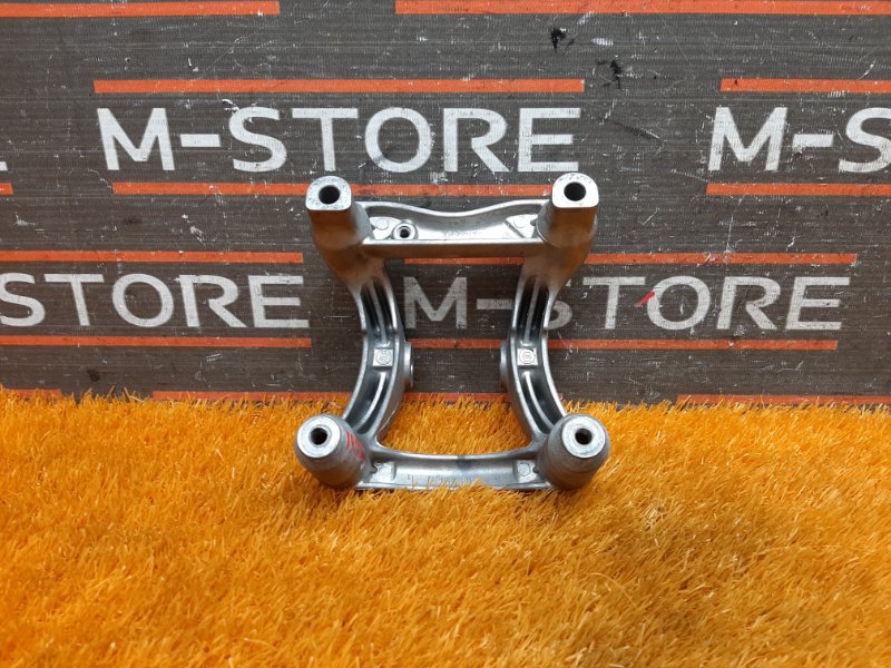 Кронштейн подушки двигателя, 1000 рублей, Красноярск