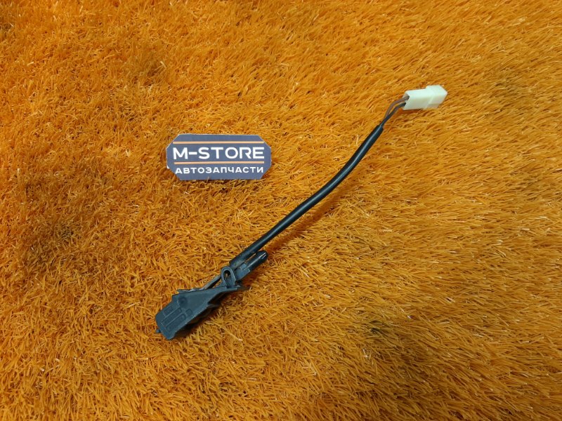 форсунка омывателя, 1000 рублей, Красноярск