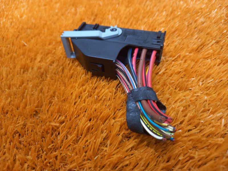 разъем блока комфорта, 530 рублей, Красноярск