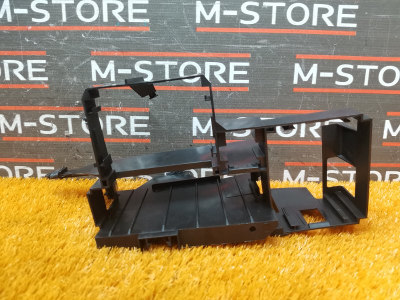 Кронштейн блока управления, 500 рублей, Красноярск