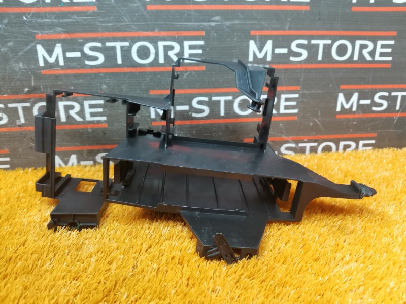 Кронштейн блока управления, 500 рублей, Красноярск