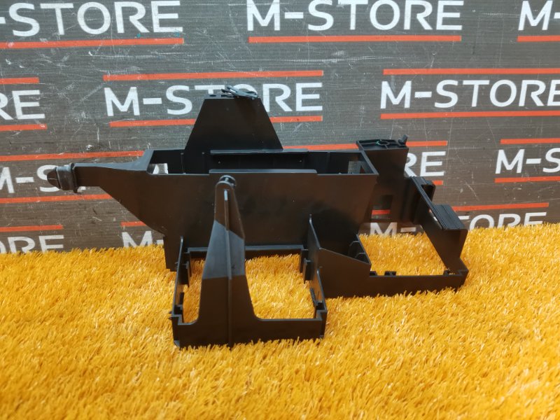 Кронштейн блока управления, 500 рублей, Красноярск