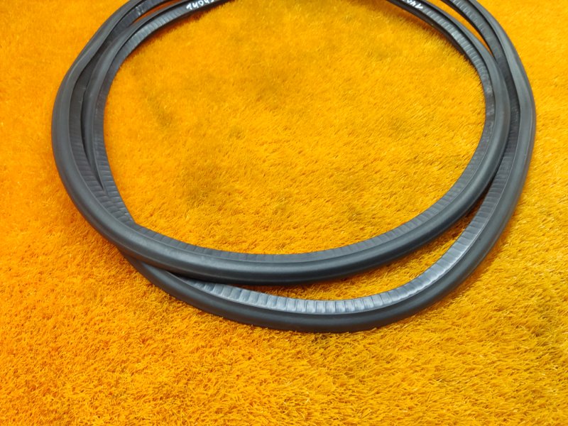 Уплотнитель багажника, 400 рублей, Красноярск