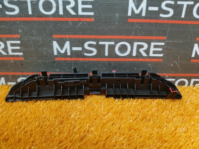 кронштейн пола багажника, 300 рублей, Красноярск