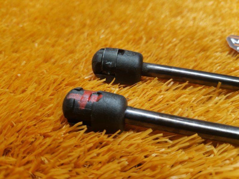 Амортизатор стекла багажника, 500 рублей, Красноярск