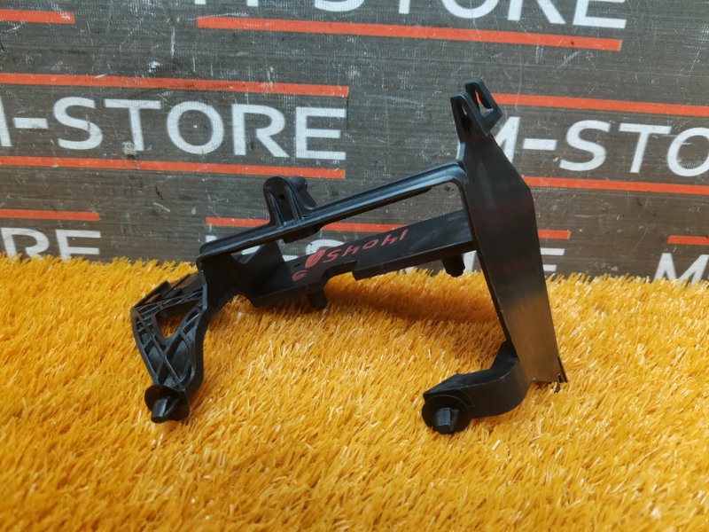 Кронштейн блока управления, 500 рублей, Красноярск