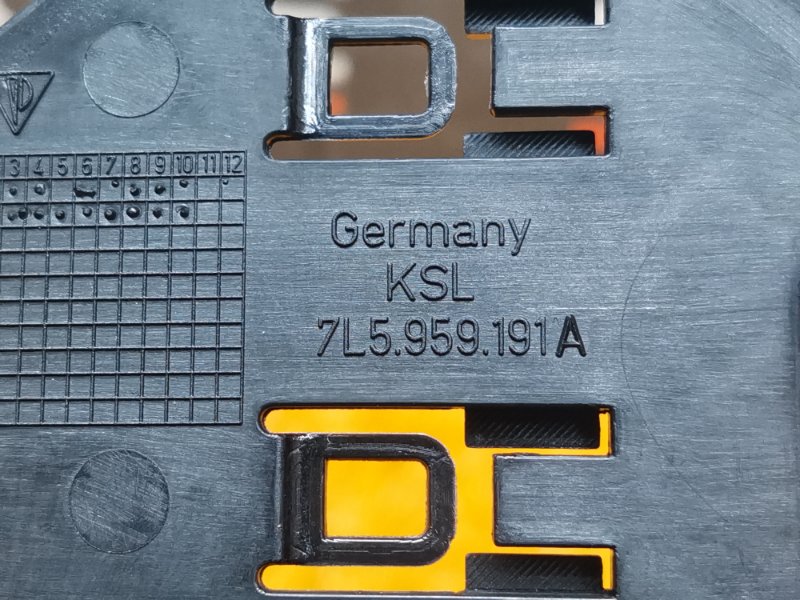 Кронштейн блока управления, 500 рублей, Красноярск