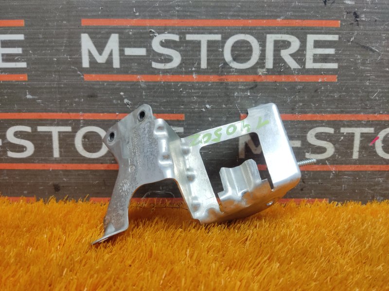 кронштейн бачка гидроусилителя, 300 рублей, Красноярск