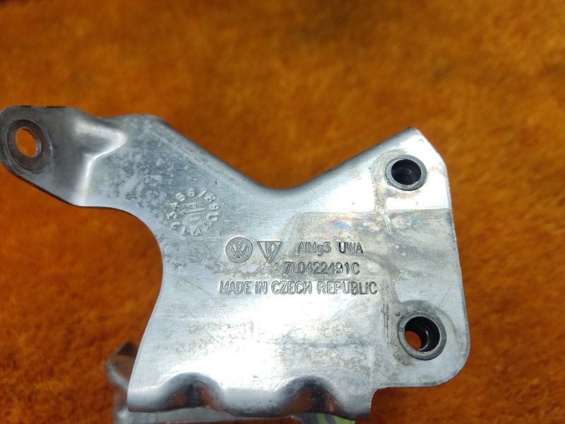 кронштейн бачка гидроусилителя, 300 рублей, Красноярск